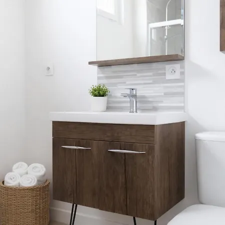 Bel Avec Balcon - 2 Personnes レ・サ​​ーブル・ドロンヌ